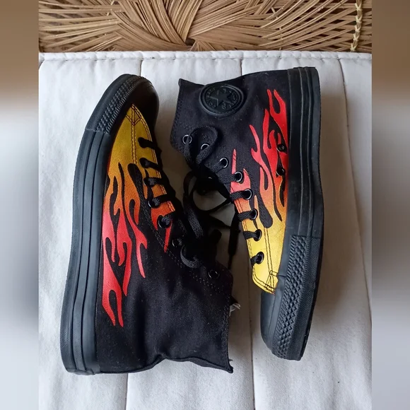 Converse Black High-Top Sneakers with Red and Yellow Flames_10 - Picture 6 of 14